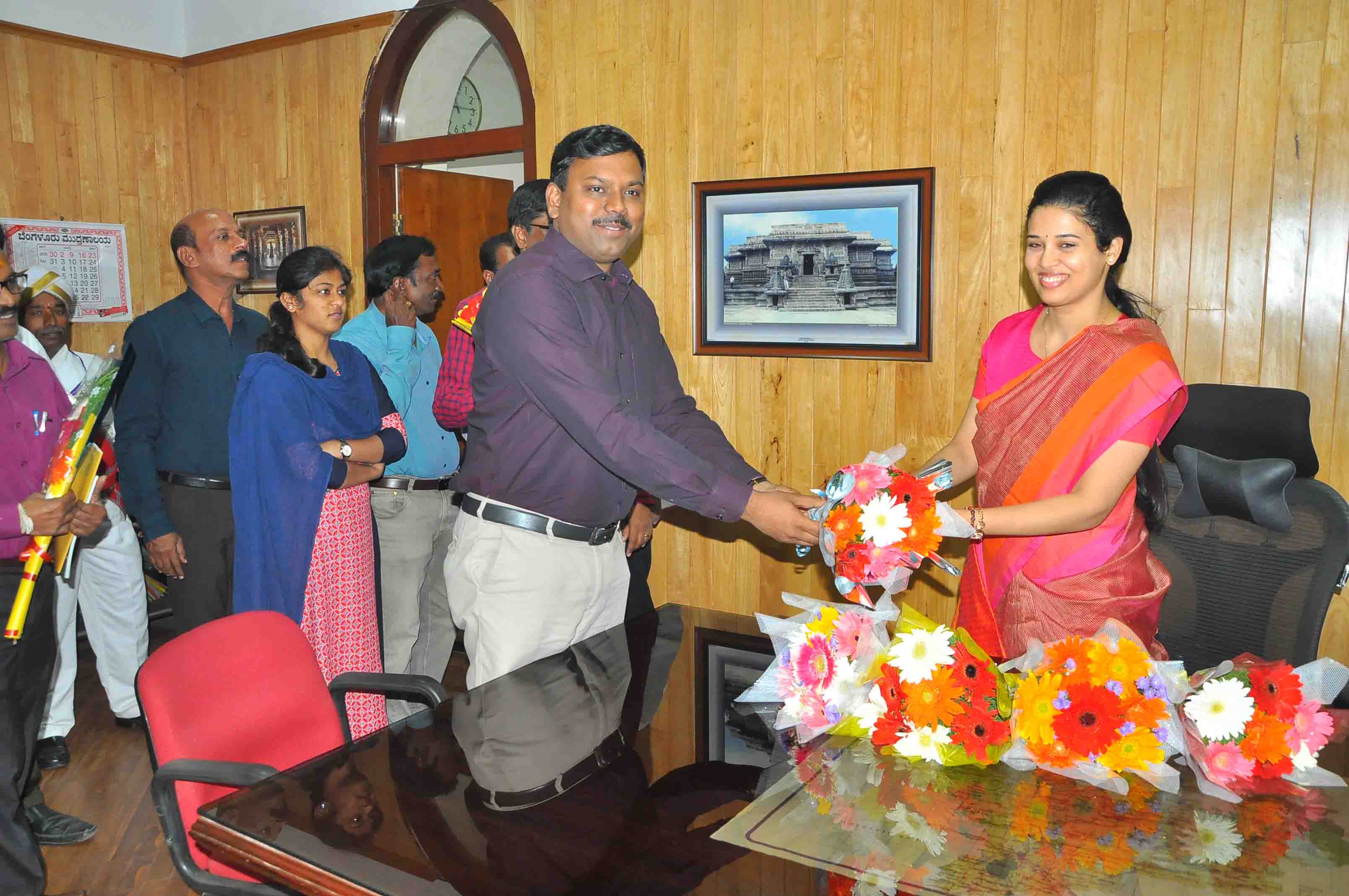 ನೂತನ ಡಿಸಿಯಾಗಿ ರೋಹಿಣಿ ಸಿಂಧೂರಿ ಅಧಿಕಾರ ಸ್ವೀಕಾರ